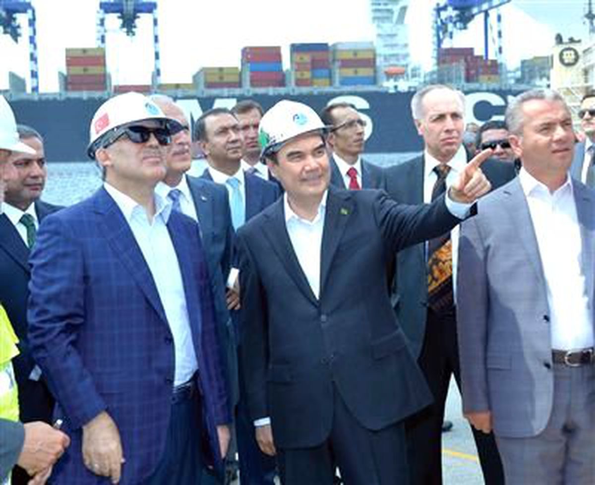 Gül ve Berdimuhamedov Ambarlı Limanı\'nda İncelemerde Bulundu
