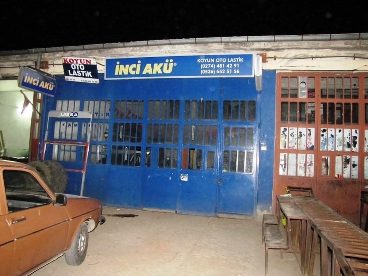 Hisarcık\'ta Lastik ve Akü Hırsızlığı