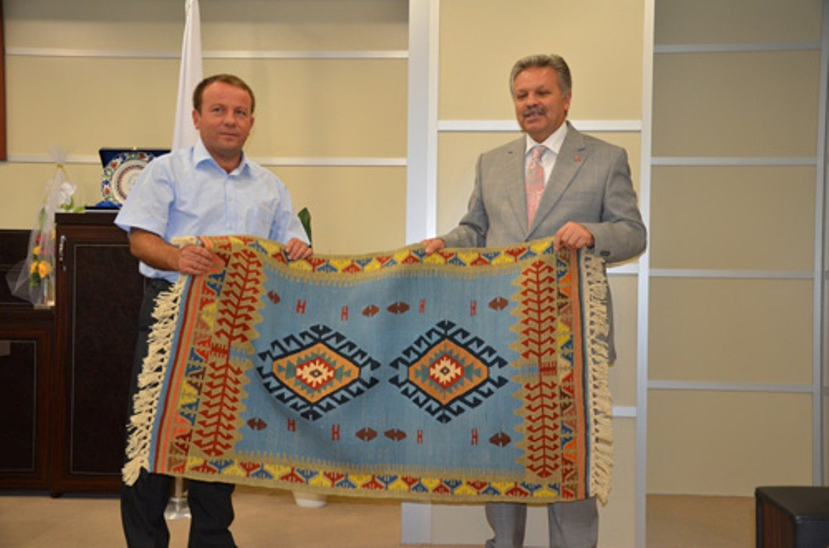 Karaman Valisinden Mut İlçesine Veda Ziyareti