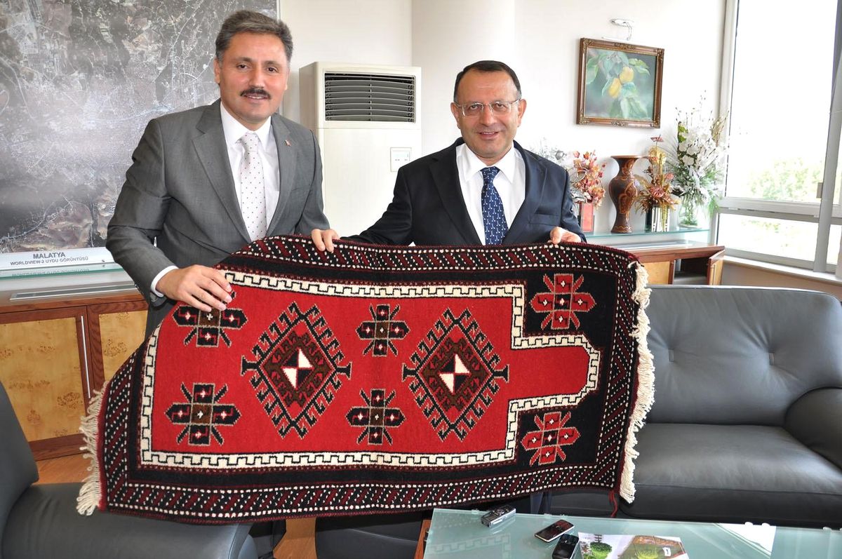 Malatya Valisi Ulvu Saran\'dan Belediyeye Veda Ziyaret