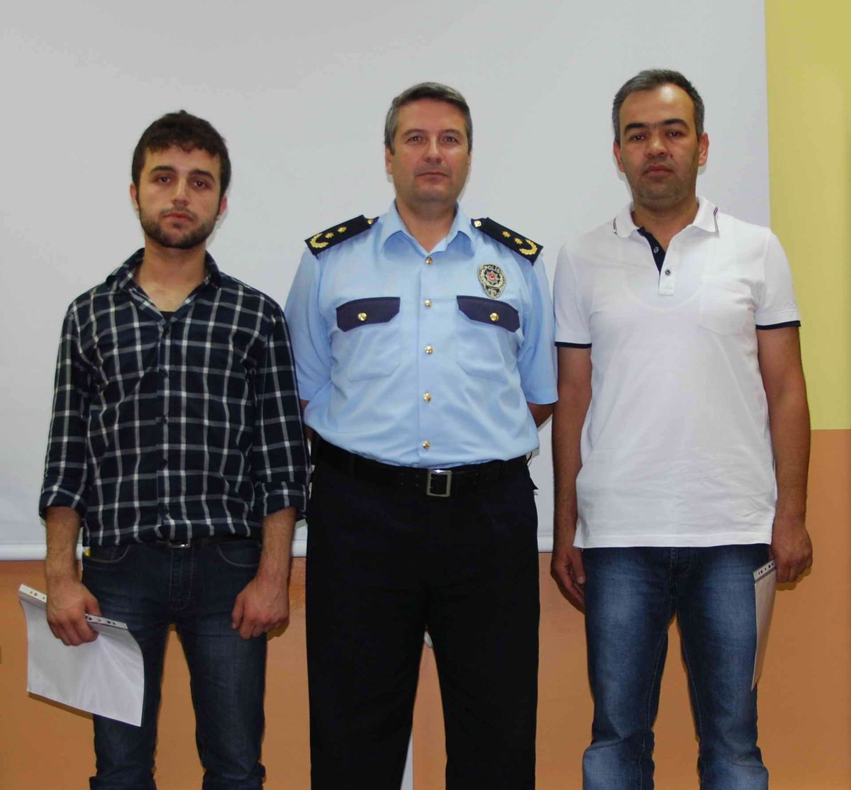 Kütahya Simav\'da Polislere Altın Ödülü