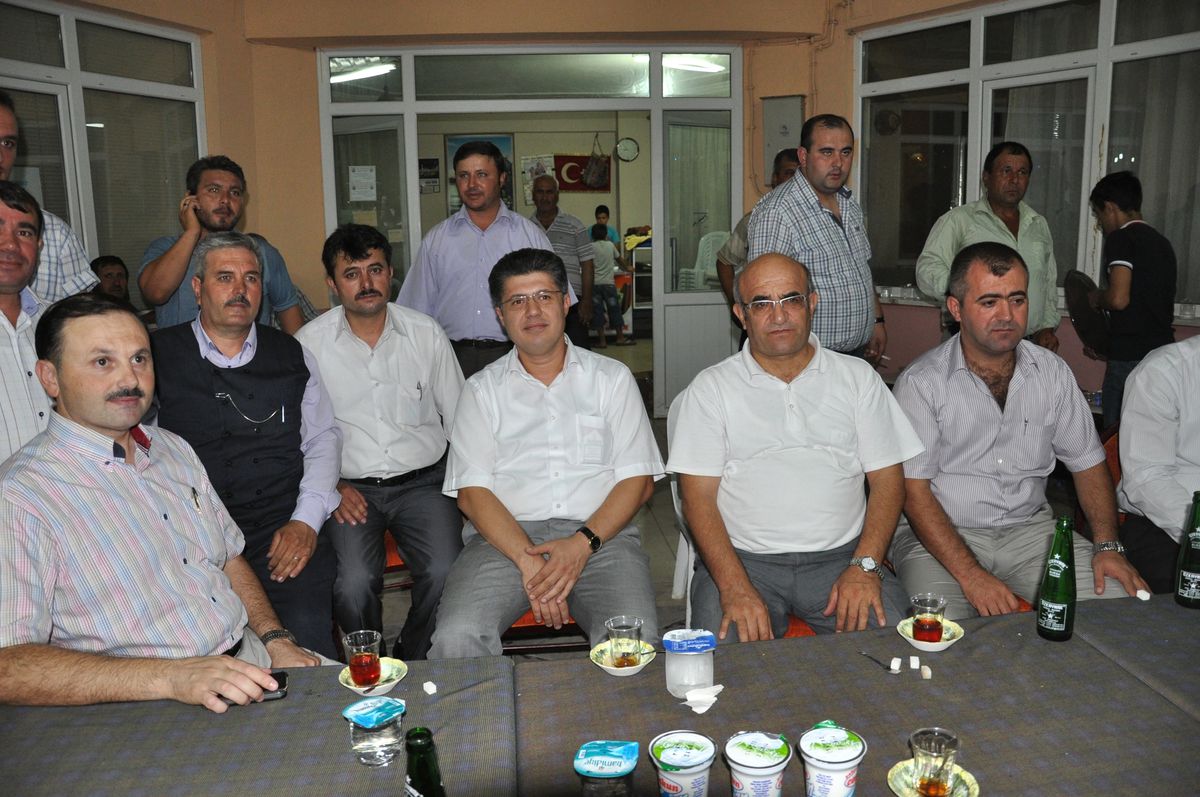 Somalı Yörükler 5 Bin Kişilik Sofra Kurdu
