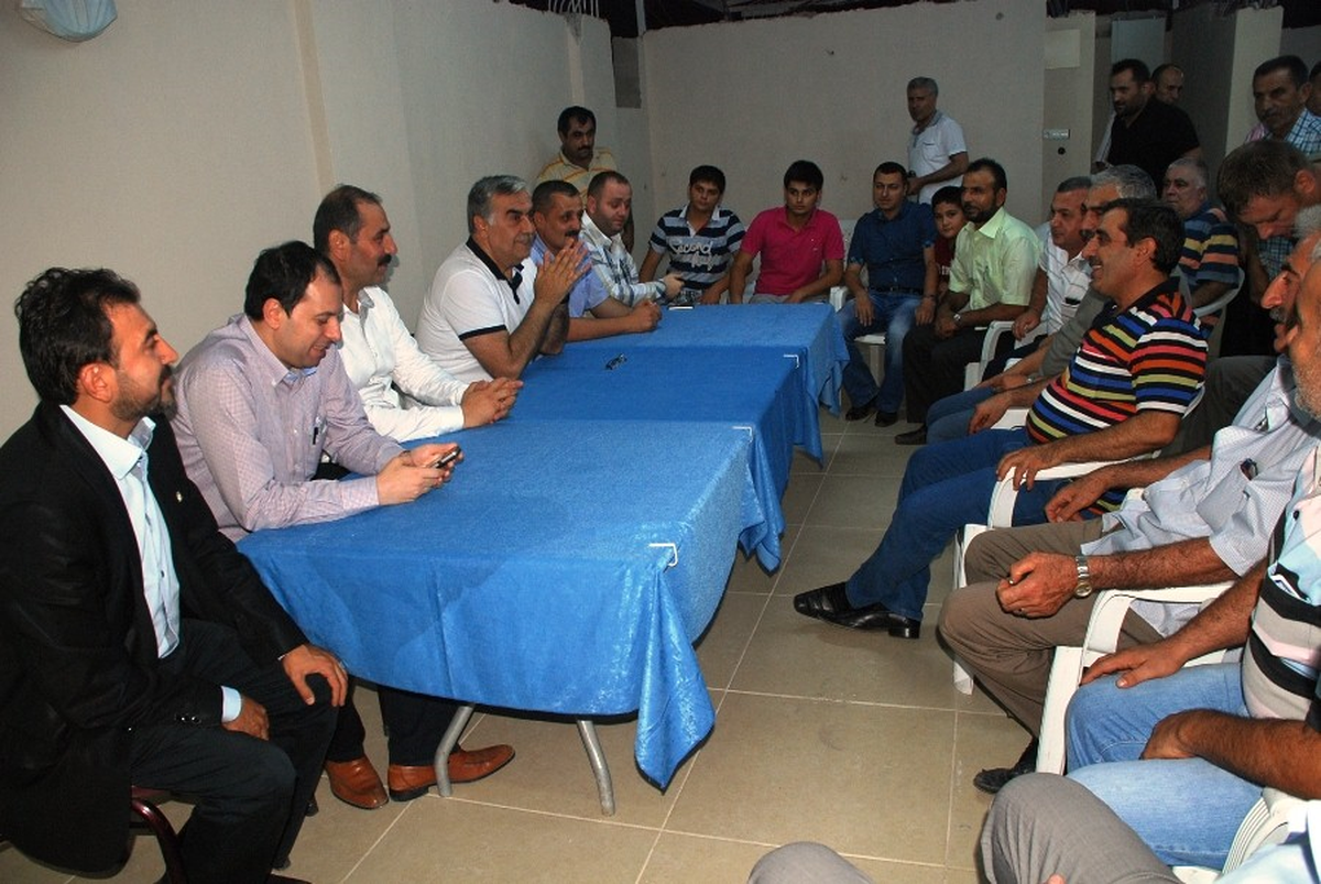 Yemekler Evde Pişti, Birlikte Yendi