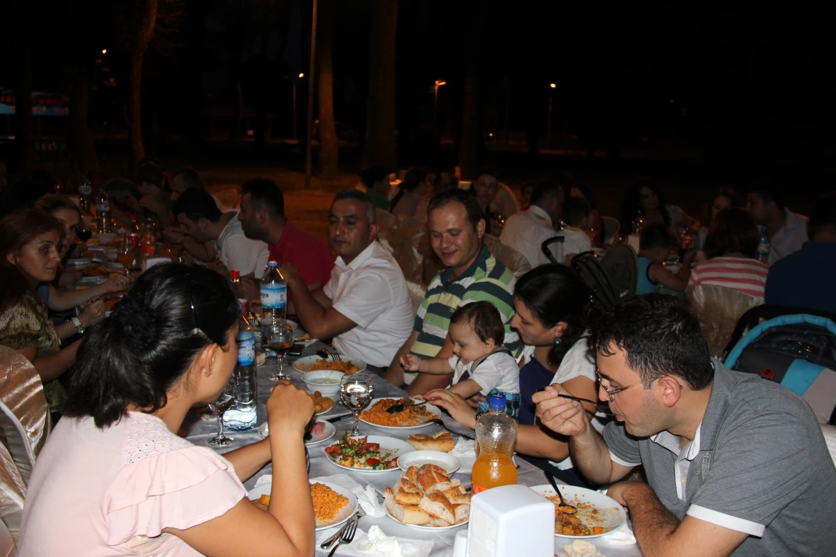 Adliye Personeli İftar Yemeğinde Bir Araya Geldi