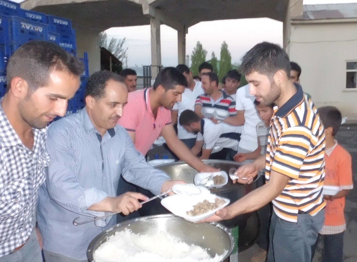 Bingöl Belediyesi\'nden Hal Esnafına İftar