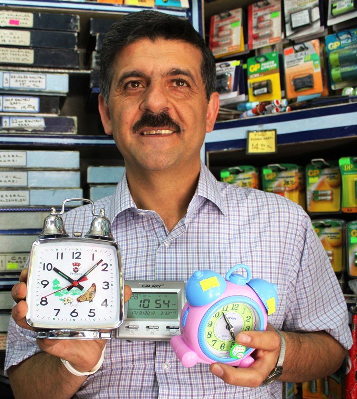 Çalar Saatler Raflarda Kaldı