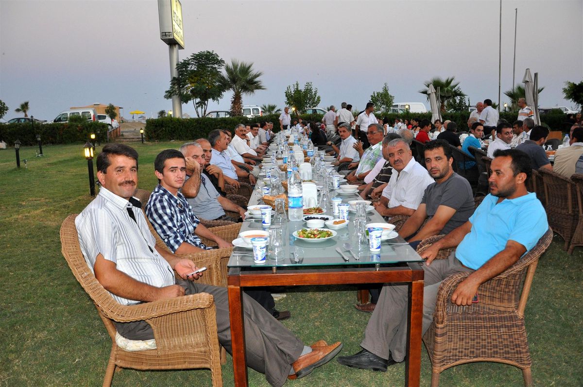 Esob İftar Yemeklerine Anamur ve Mut\'ta Devam Etti