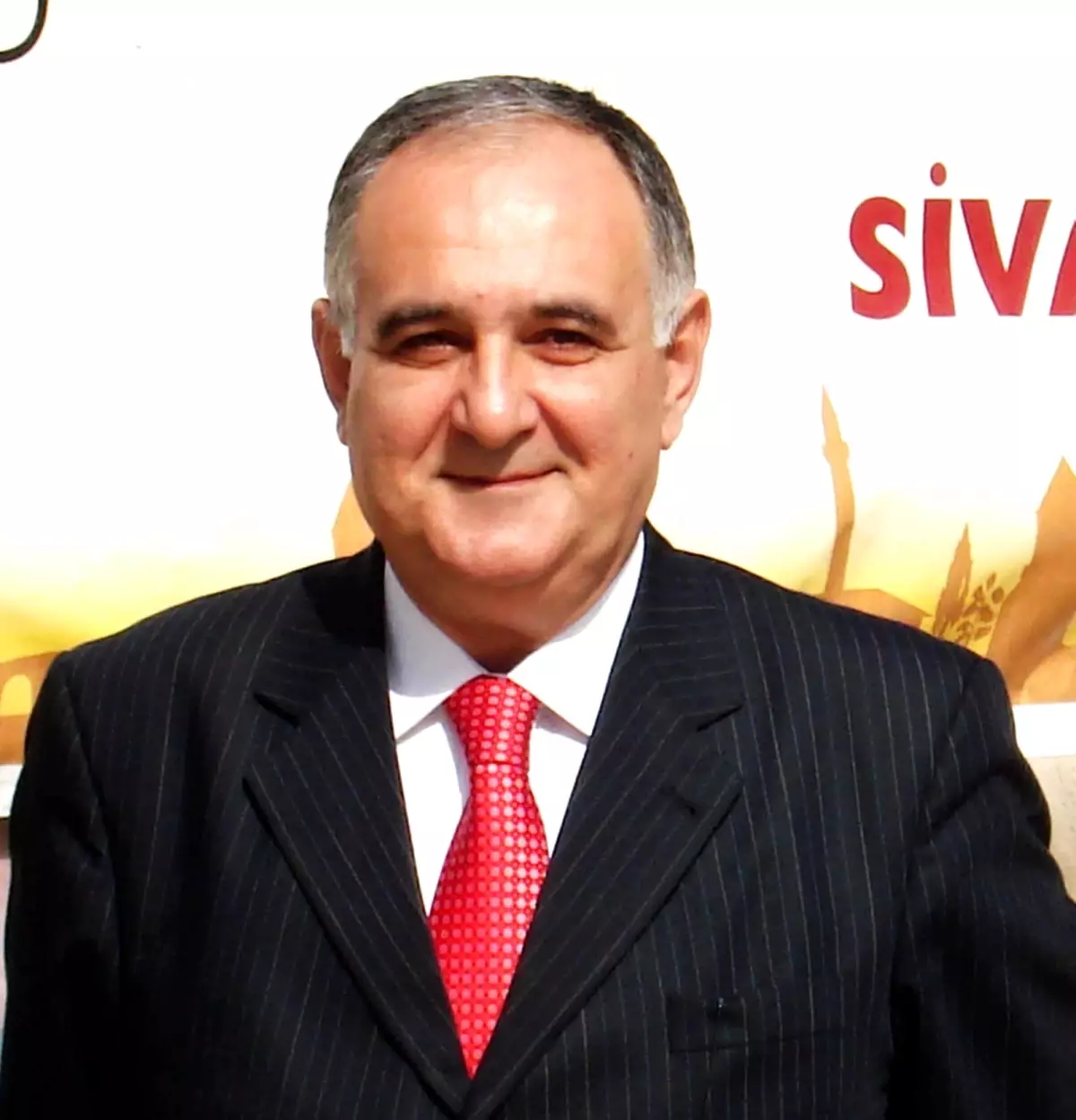 Güneş Gözlüğü Hangi Renk Olmalı