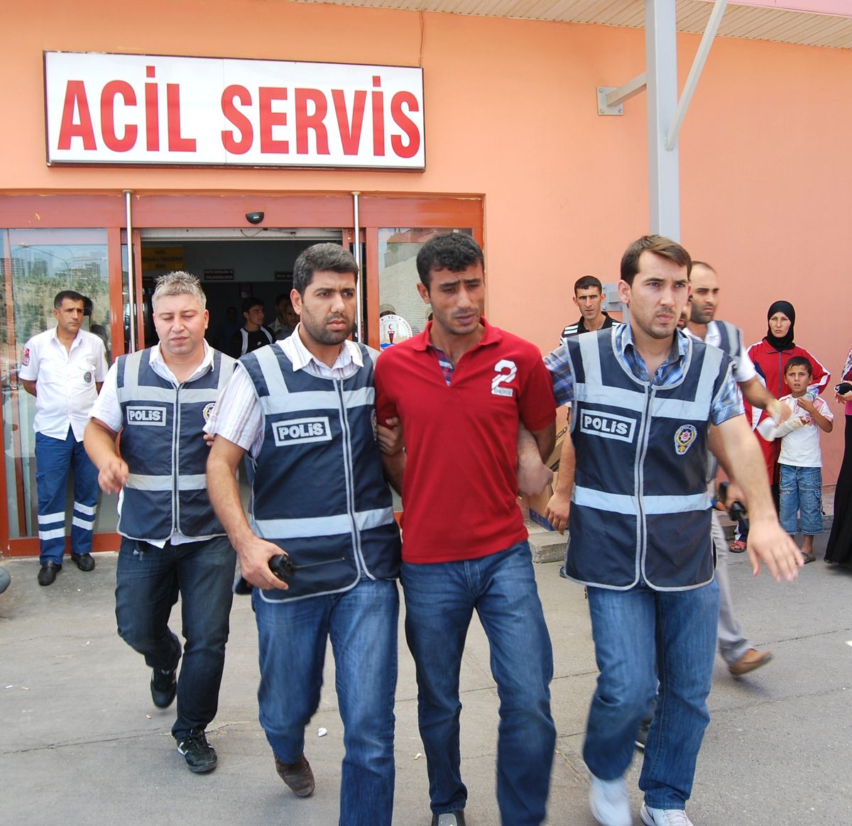 Mahkeme Serbest Bıraktı, Kuzeni Vurdu
