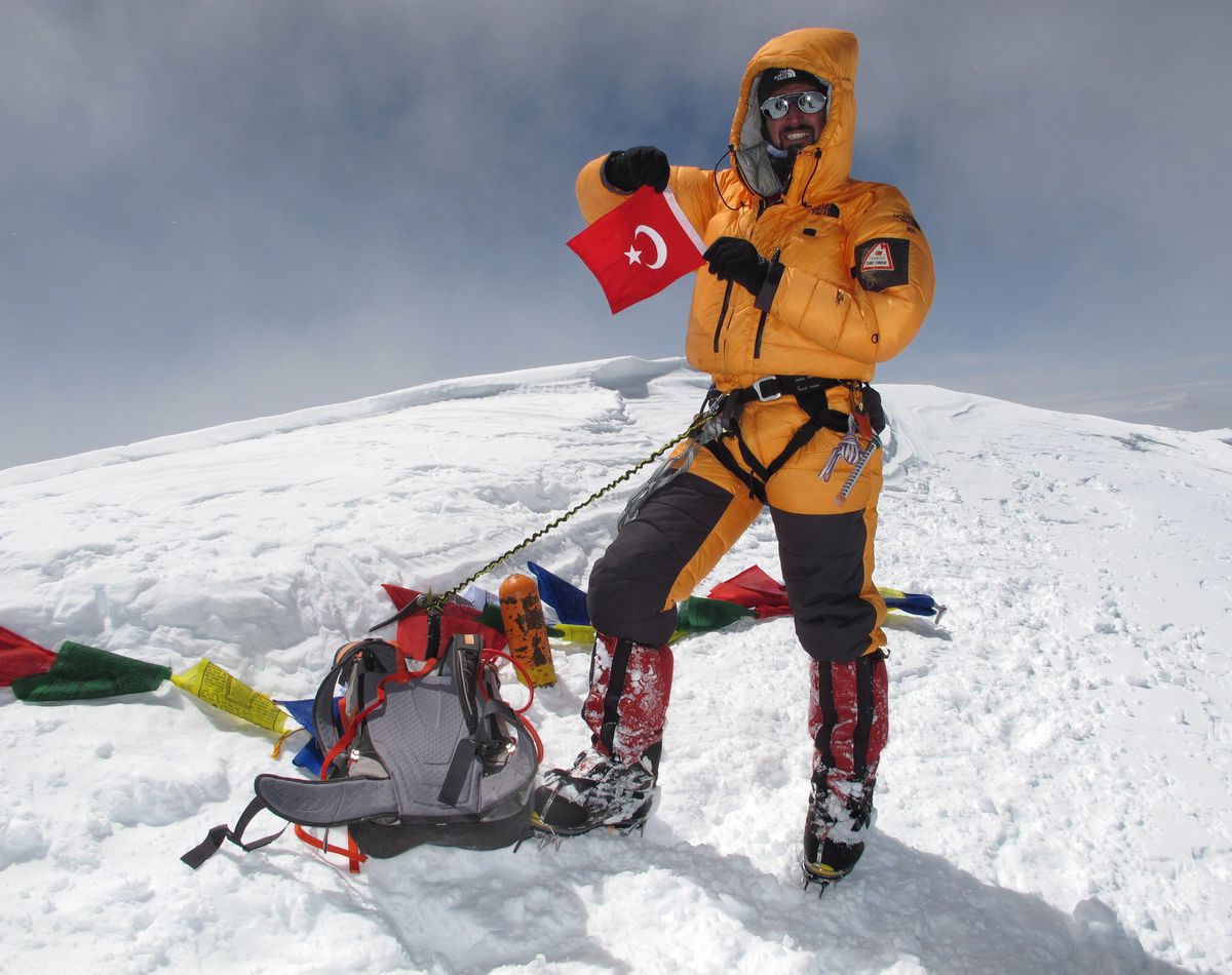 Milli Dağcı K2 Dağına Zirve Yaptı