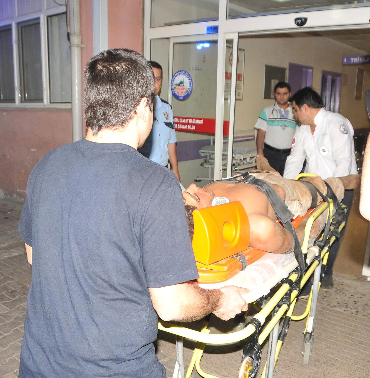 Minibüs Takla Attı: 12 Yaralı