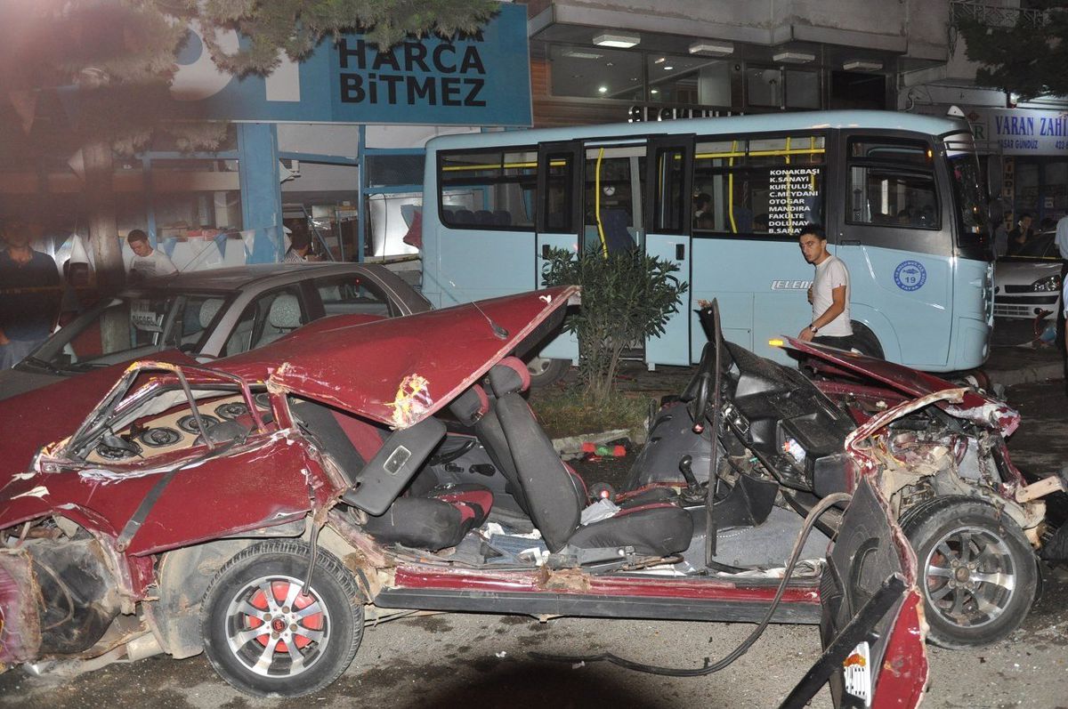Ordu\'da Trafik Kazası: 8 Yaralı