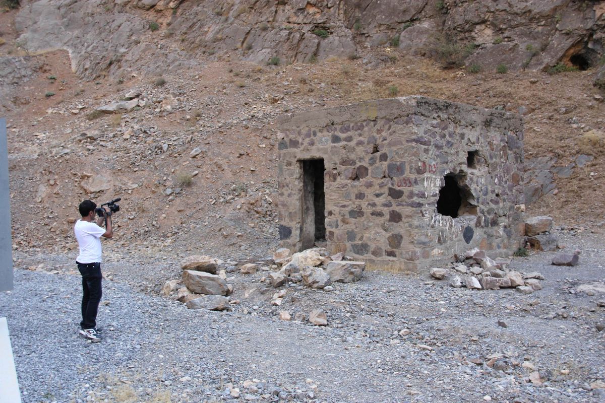 (Özel Haber) Çukurca Karayolundaki Nöbet Kulübeleri Boşaltıldı