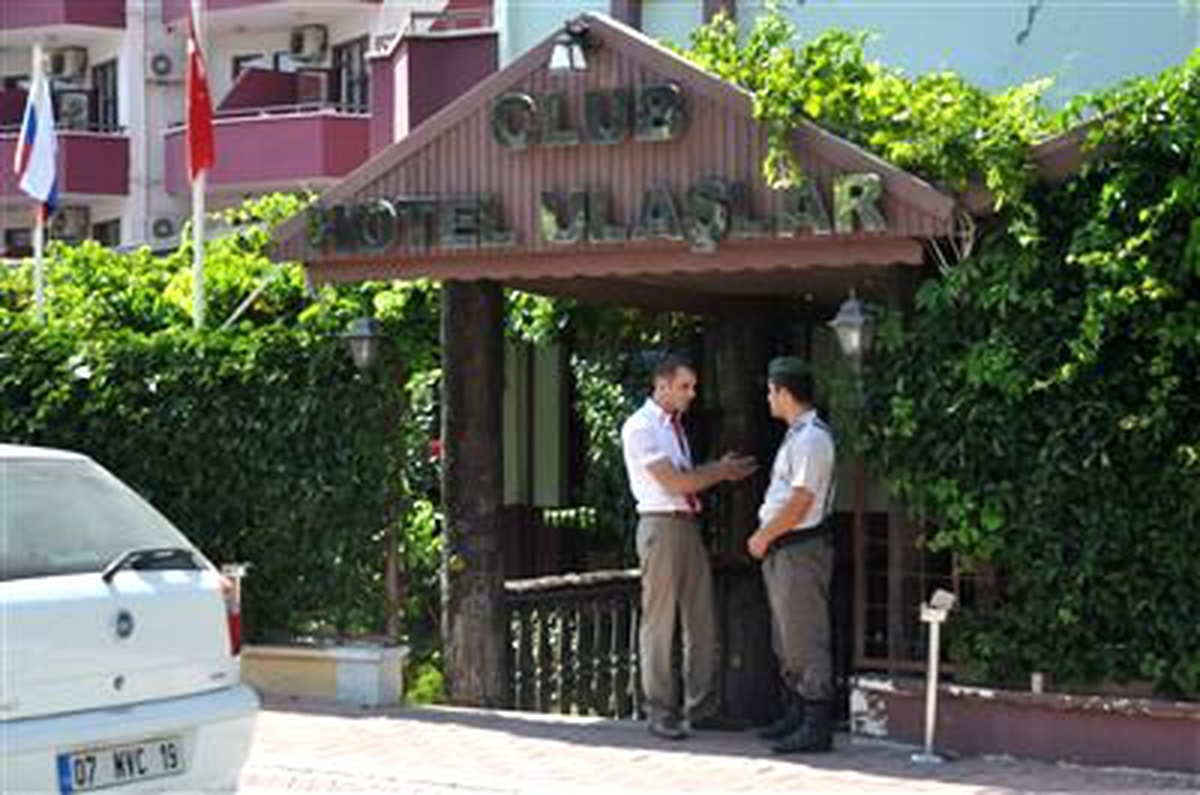 Rus Turist Elbise Dolabının İçinde Asılı Vaziyette Bulundu