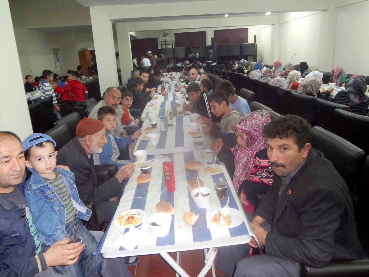 Sabah Namazı Kahvaltıları Devam Ediyor