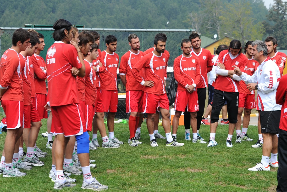 Samsunspor\'da 6 Futbolcu Kamptan Gönderildi