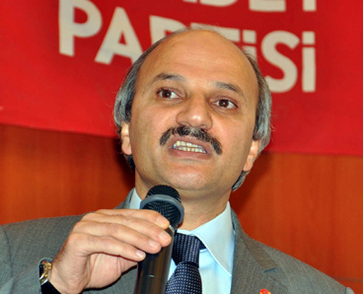 "Hükümet Dış Siyaset ve Ekonomide Başarılı Değil"