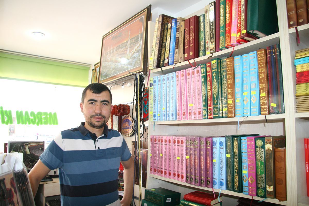 Sungurlu\'da Ramazanda Kuran-I Kerim Satışları Arttı