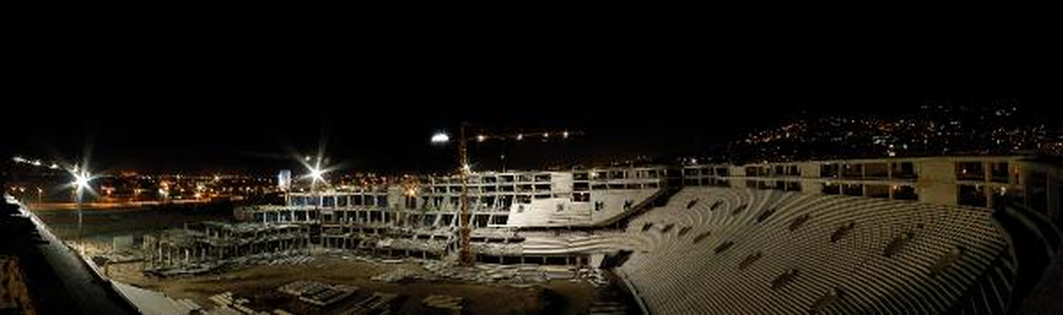 Timsah Arena\'da Tribünler Yükseliyor