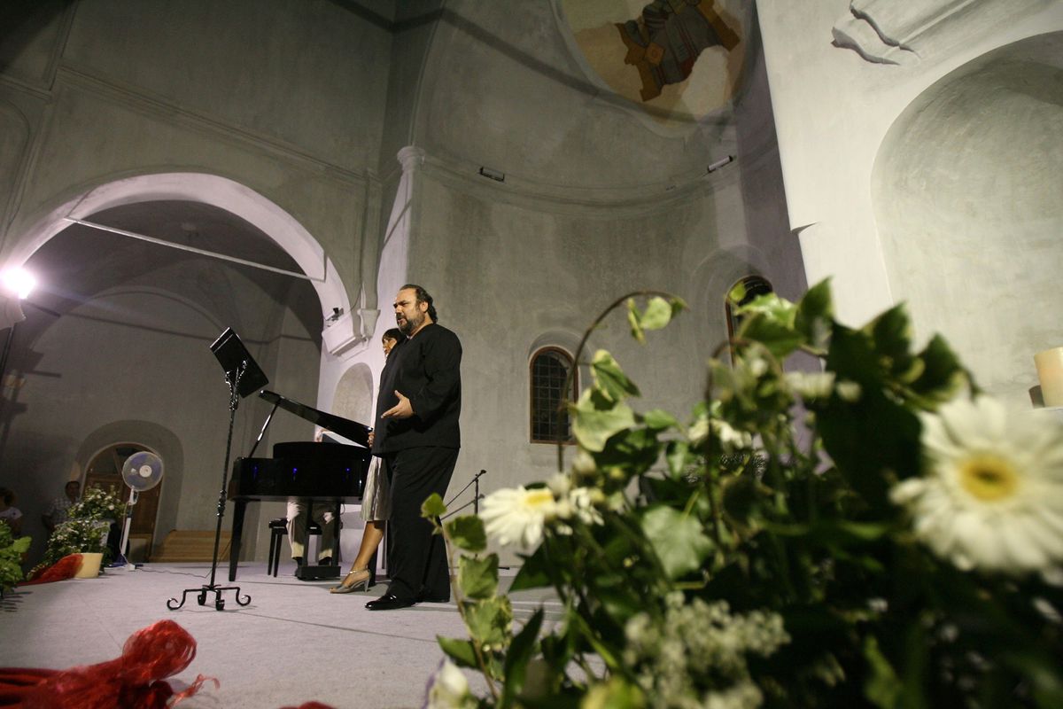 Çeşme Belediyesi\'nden Görkemli Konser