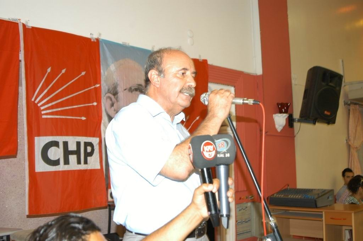 CHP\'liler İftar Yemeğinde Buluştu