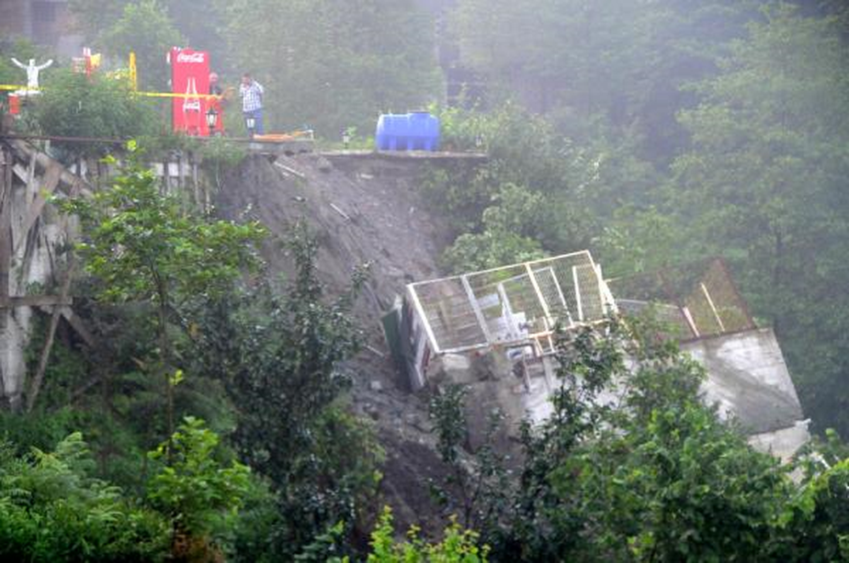 Heyelanla 4 Ton Gaz Çevreye Yayıldı