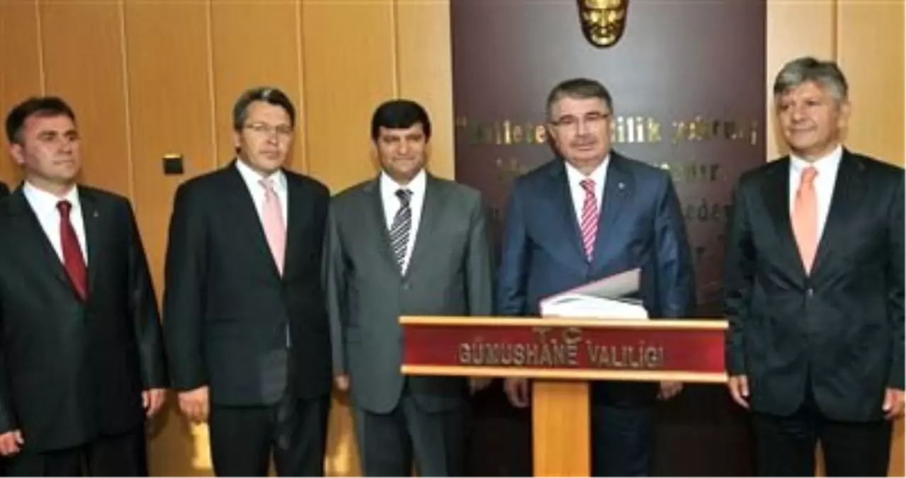 İçişleri Bakanı İdris Naim Şahin Gümüşhane\'de