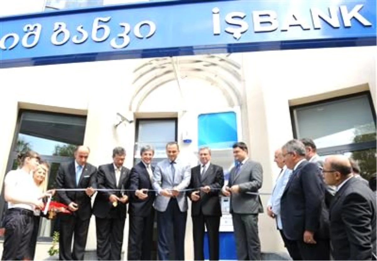 İş Bankası, Kafkaslar\'daki İlk Şubesini Batum\'da Açtı