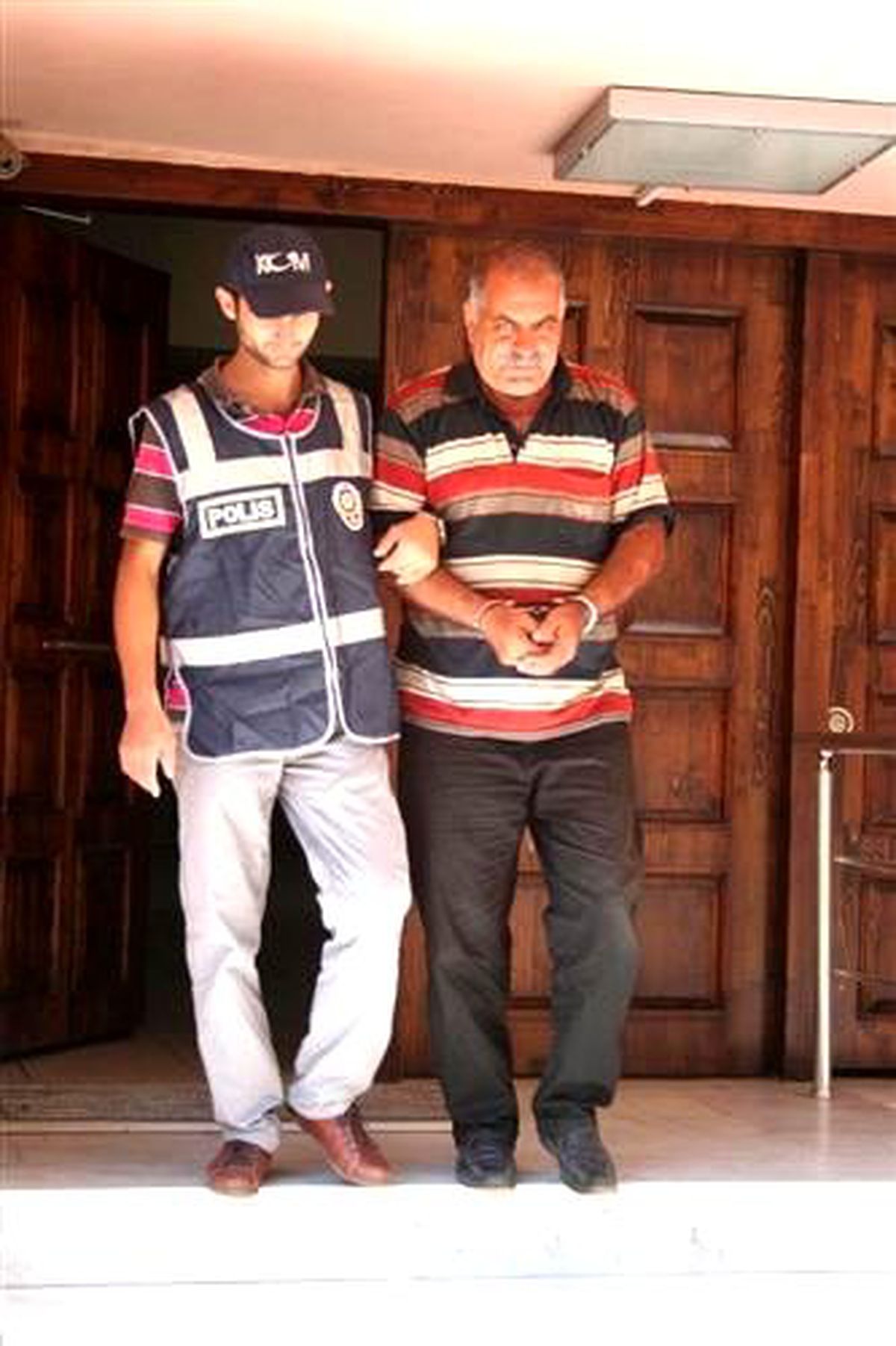 Kamyon Almak İçin Uyuşturucu Satacaktı