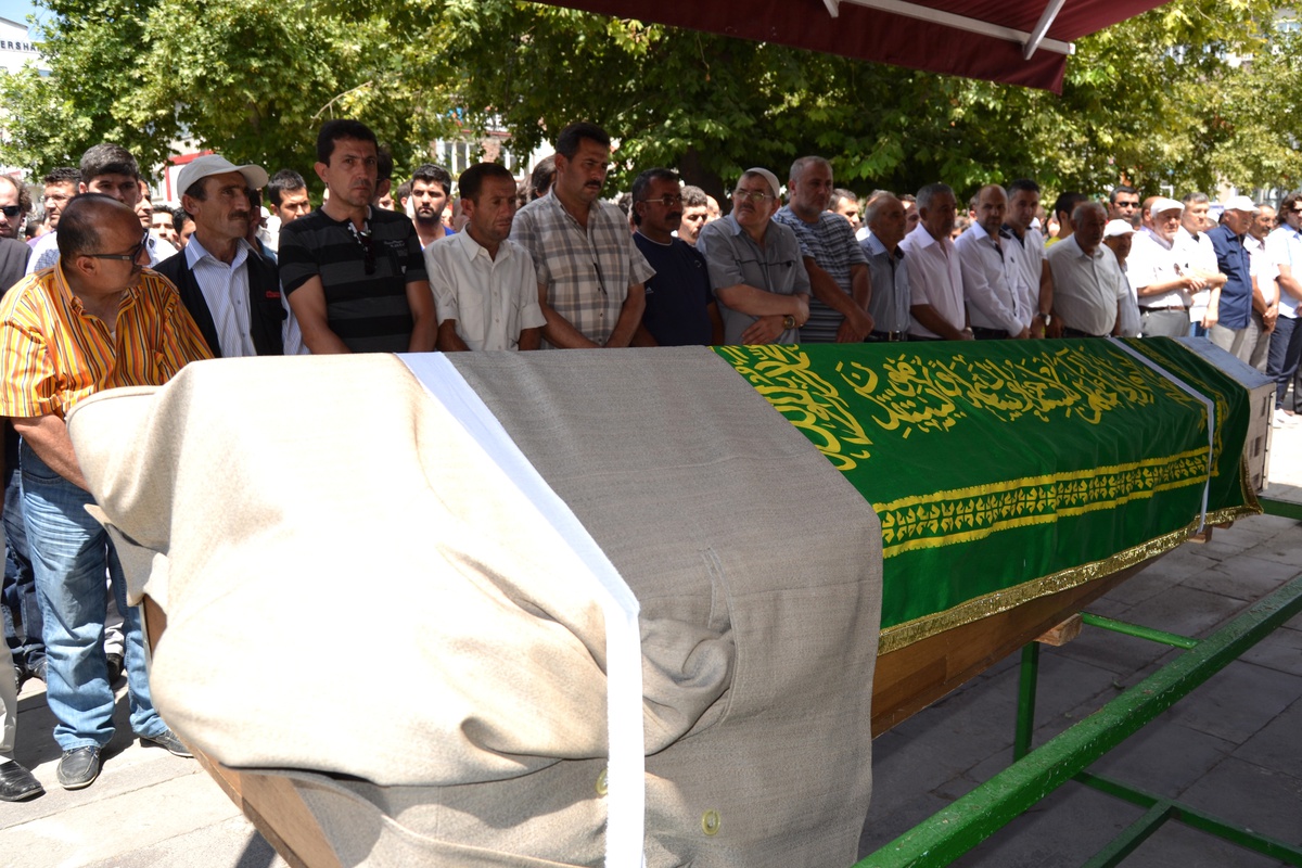 Kayseri Maç Gazetesi Yazı İşleri Müdürü Canan Bayram\'ın Acı Günü