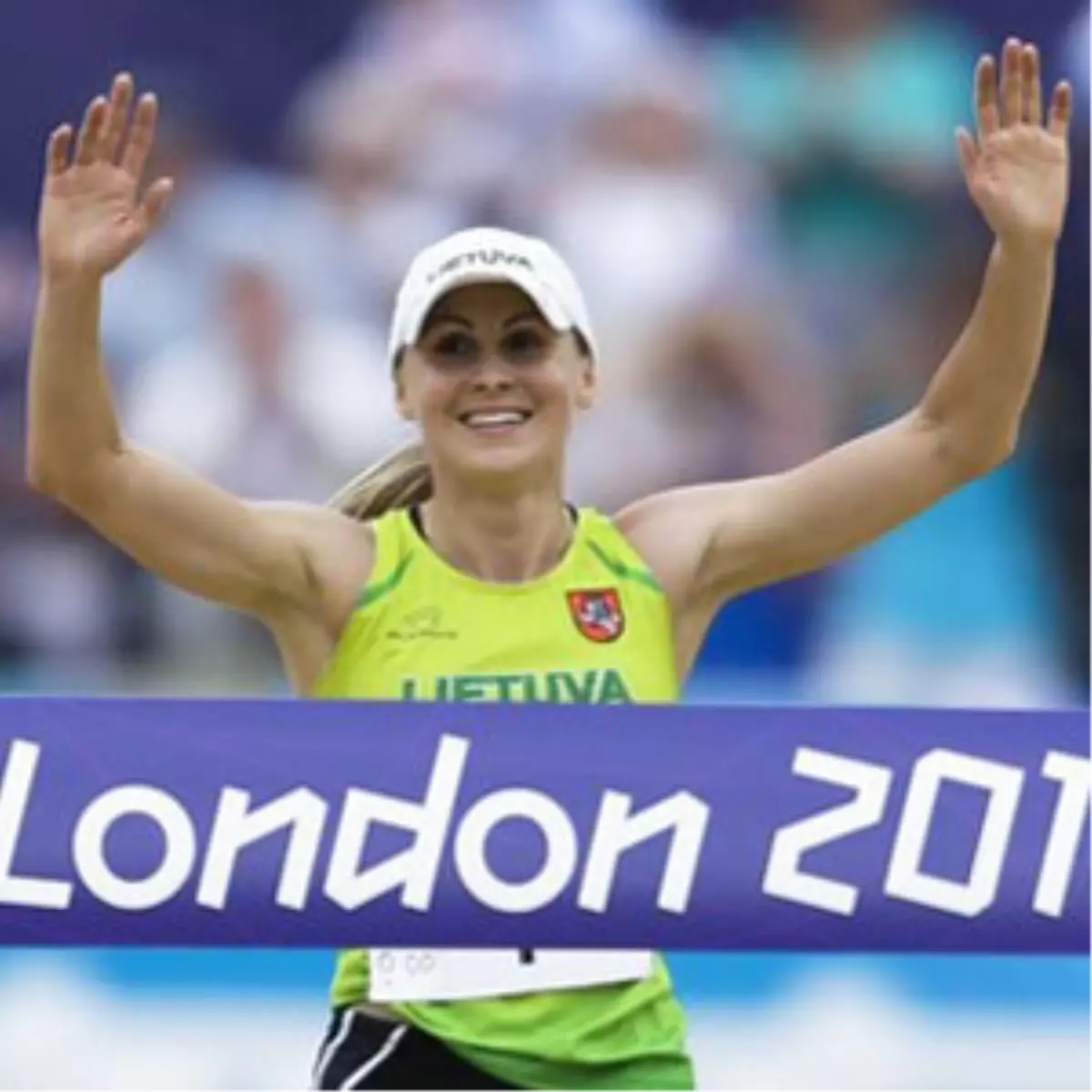 Londra Olimpiyatları\'nda Bayanlar Modern Pentatlonda Litvanyalı Laura Asadauskaite, Elde Ettiği...