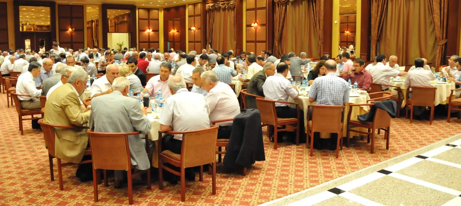 Malatya İü'de İftar Yemeği