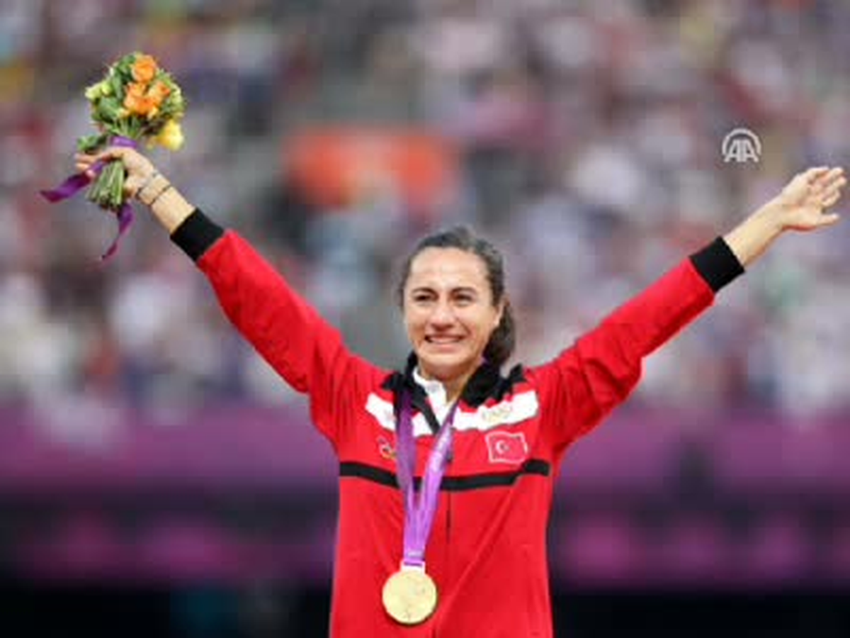 Olimpiyatlarda Tarihi Tören