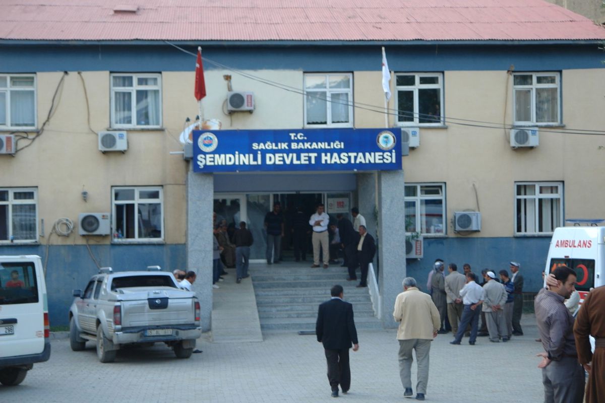 Şemdinli Devlet Hastahanesi\'ne 1 PKK\'lının Cenazesi Getirildi