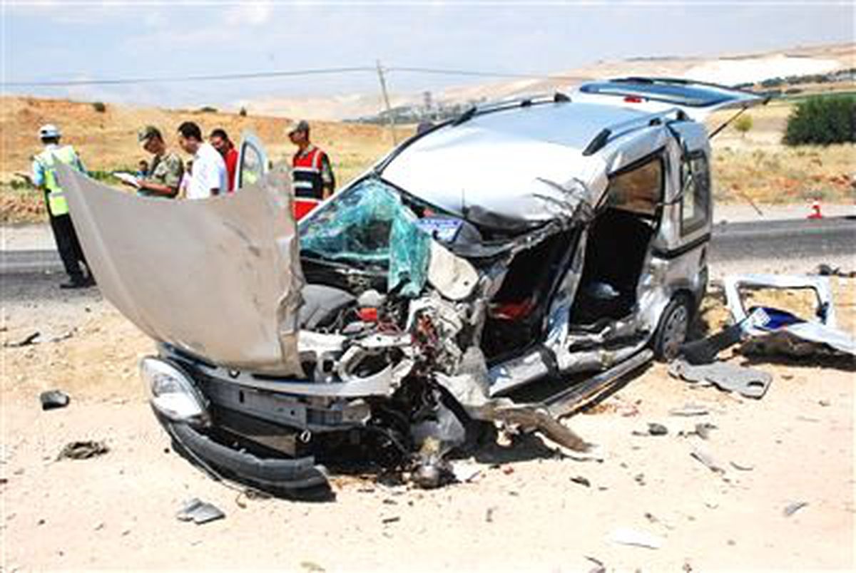 Adıyaman\'da Trafik Kazası: 1 Ölü, 2 Yaralı