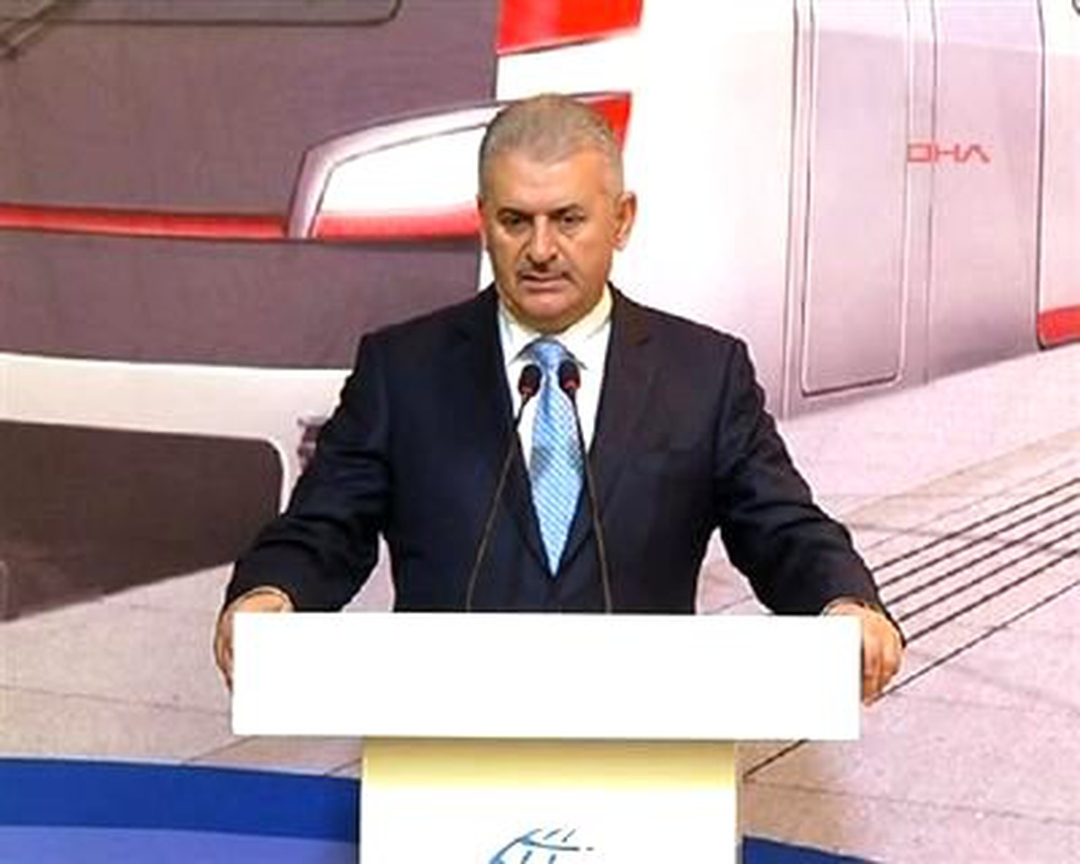 "Türkiye\'ye Hızlı ve Konvansiyonel Demir Yolu Hatlarını Kuracağız"