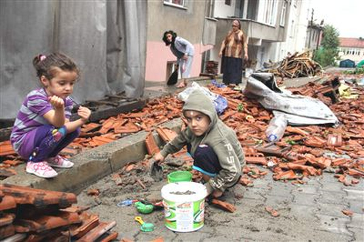 Bartın\'da Fırtına