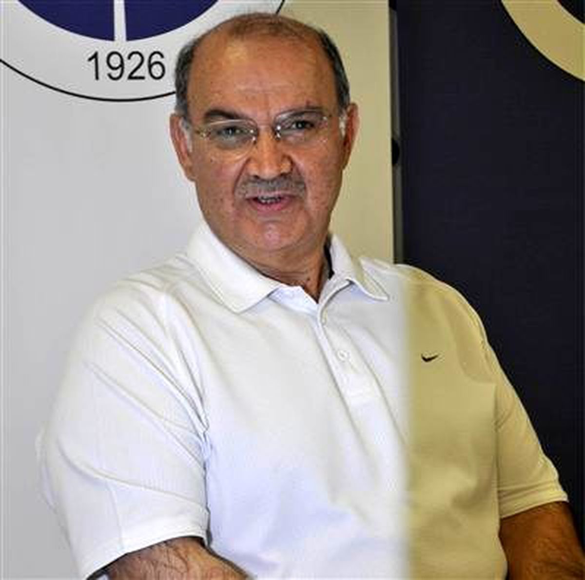 "Bir Ömürden Hayırlı Gece Kadir"