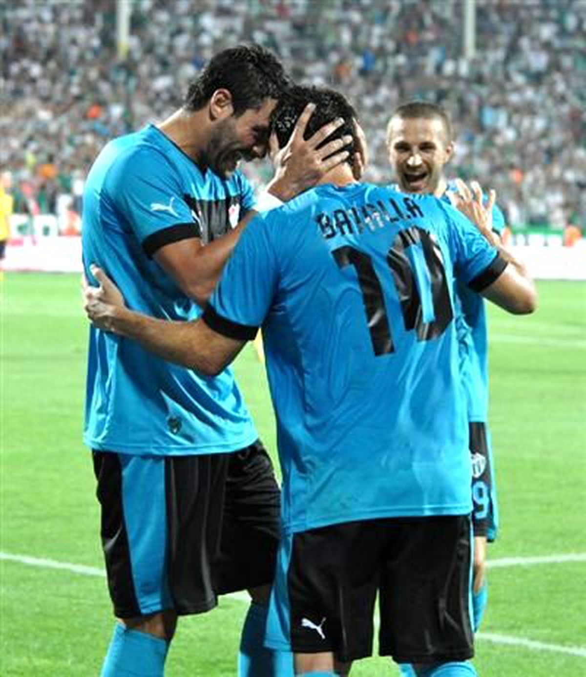 Bursaspor\'un Süper İkilisi Kaldığı Yerden Devam Ediyor