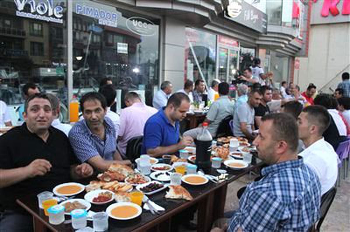 Düzce\'de Çoban Esnafı İftarda Buluştu