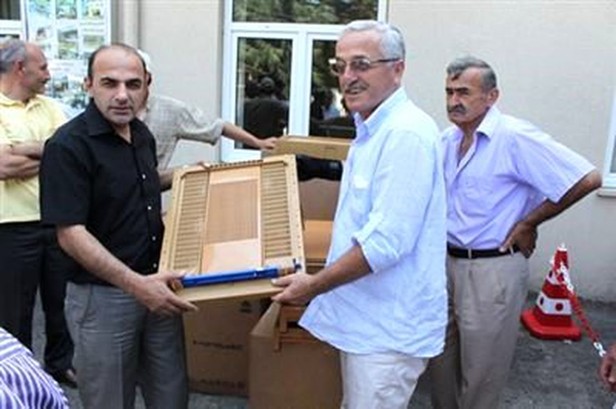 Düzce\'deki Arıcılar Destekleniyor
