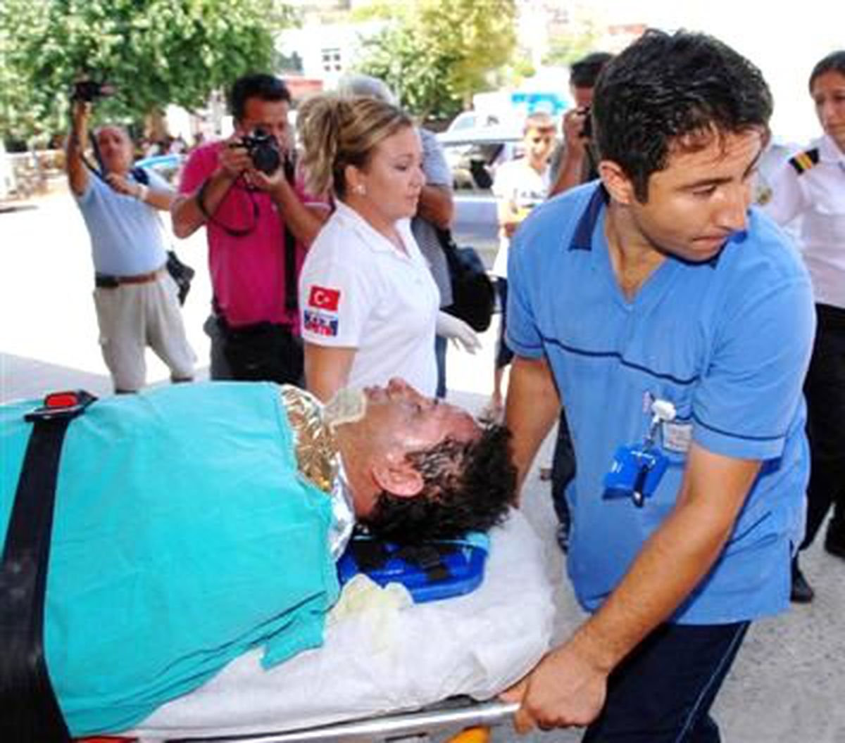 Elektrik Akımına Kapılan Kaynak Ustası, Ambulans Helikopterle Adana\'ya Nakledildi