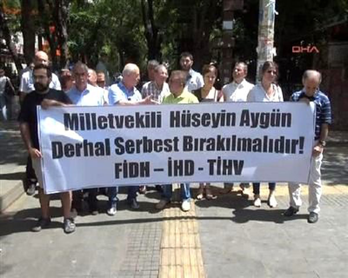 İhd, CHP\'li Aygün\'ün Kaçırılmasını Protesto Etti