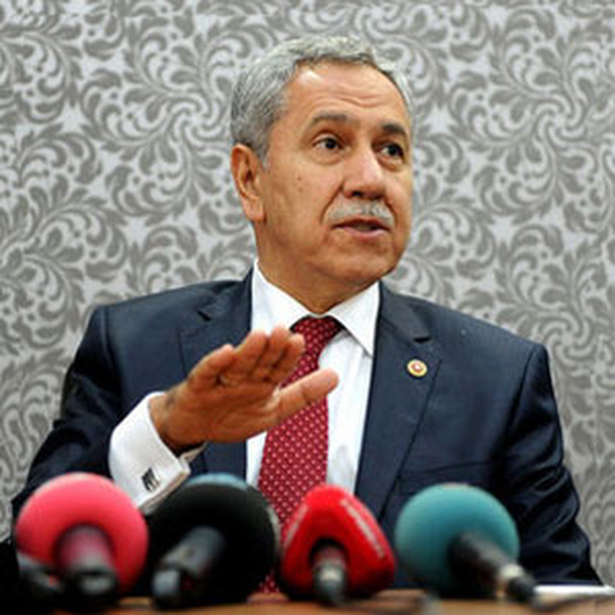 İran\'dan Bülent Arınç\'a PKK ve Suriye Tepkisi (2)
