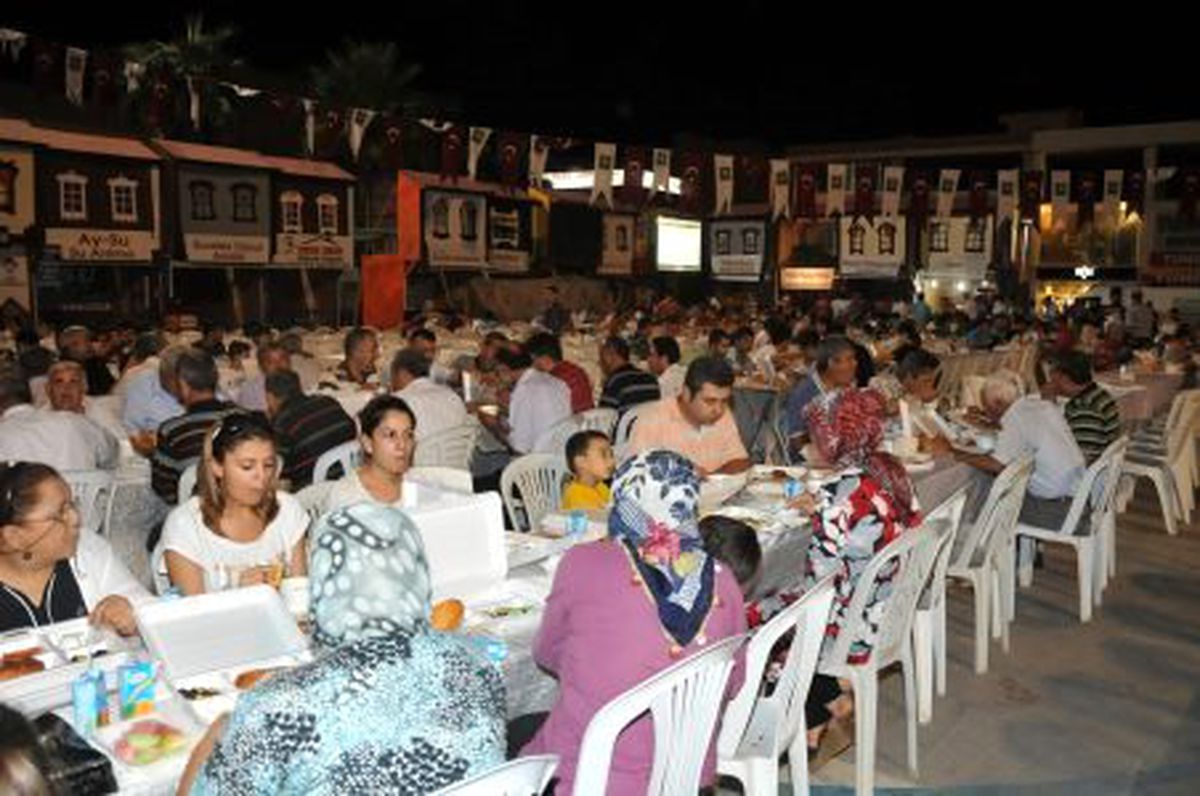 Kadir Gecesi\'nde Sahur Yemeği