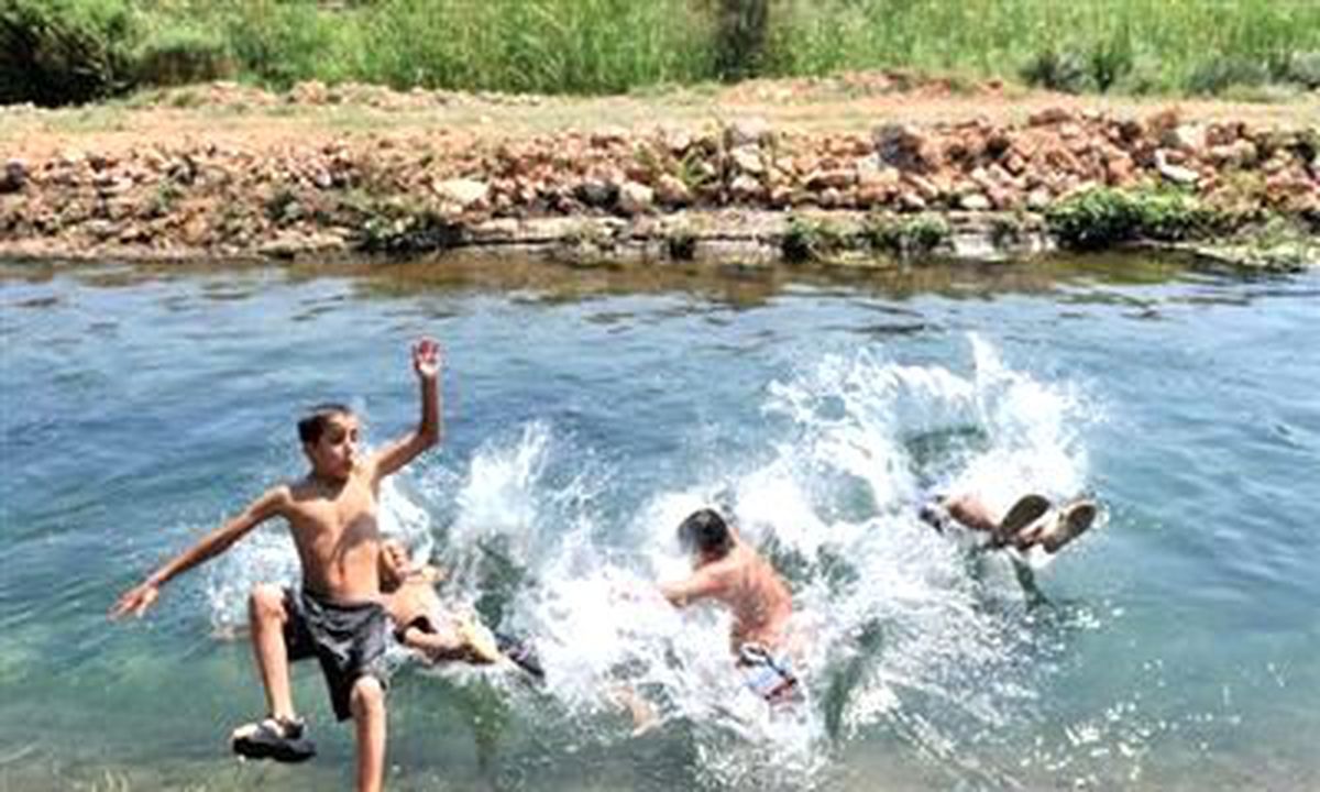 Kanal Beach\'te Tehlikeli Oyun