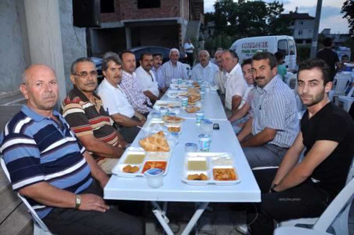Kartepe Yeşilkentliler İftarda Buluştu
 
