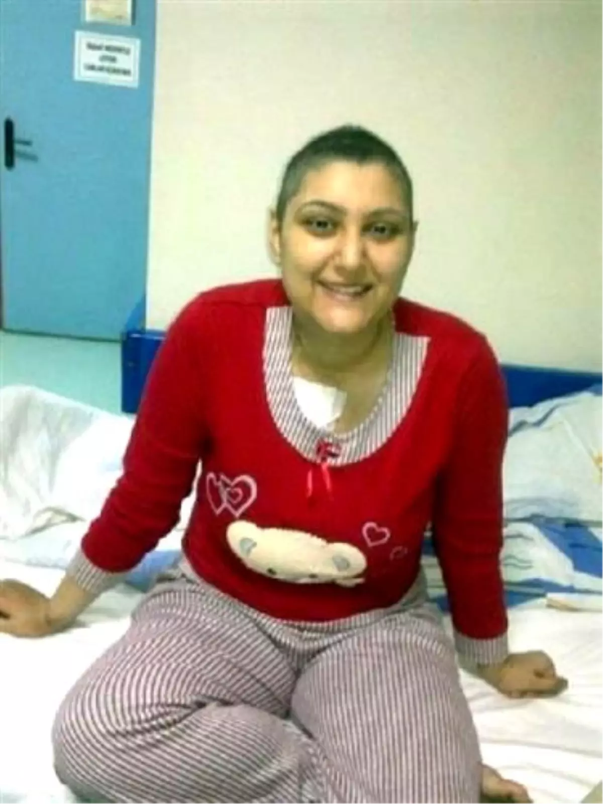 Lenfoma Hastası Gizem\'in Umudu Yurtdışında