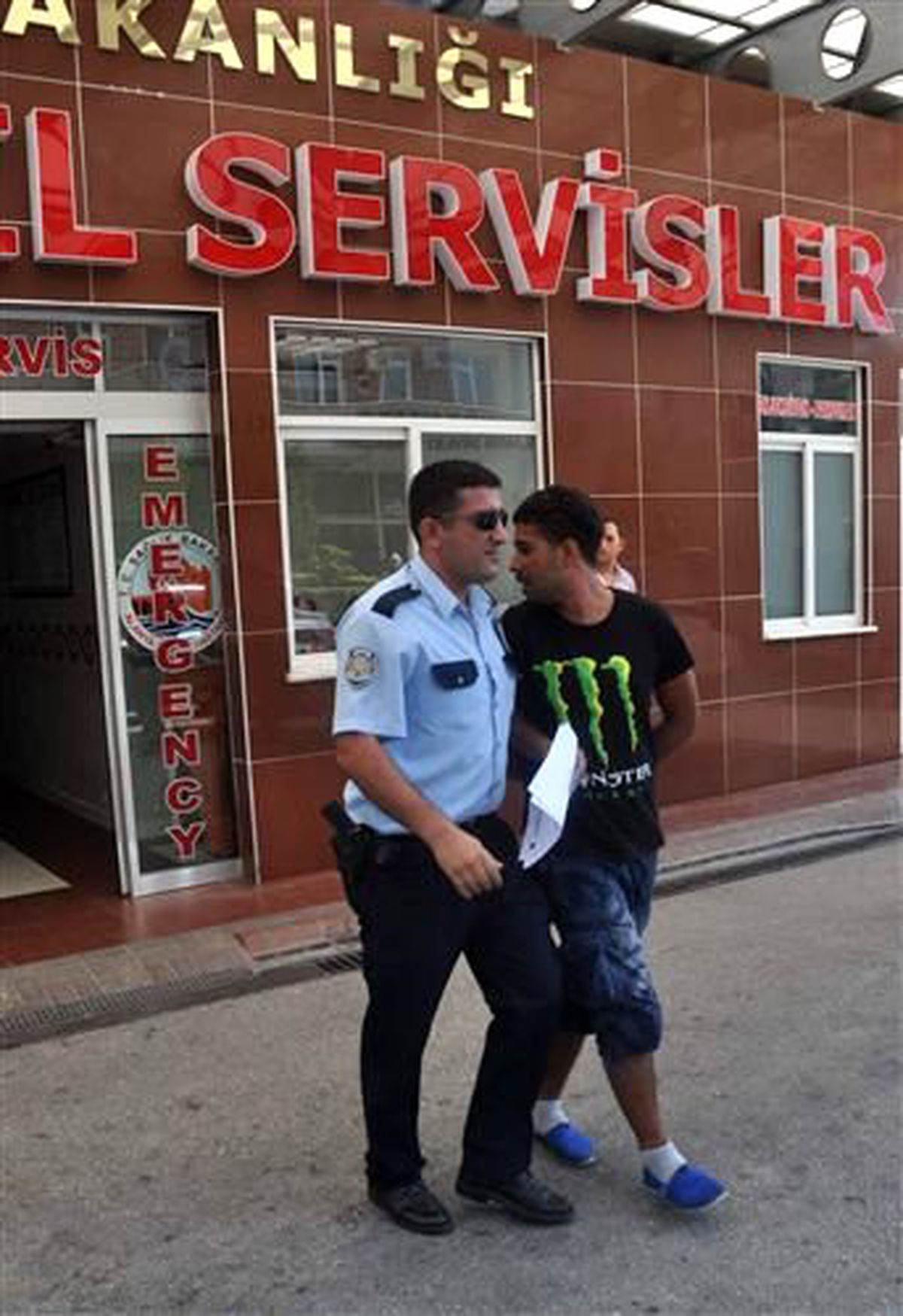 Plaj Hırsızı Yakalandı