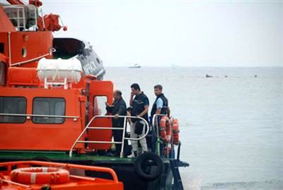 Tekirdağ\'ın Marmara Ereğlisi Açıklarında Denizen Düşen Eğitim Uçağının Pilotları Hikmet Aral ile...